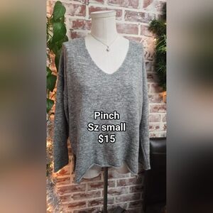 Pinch womens sweater sz small